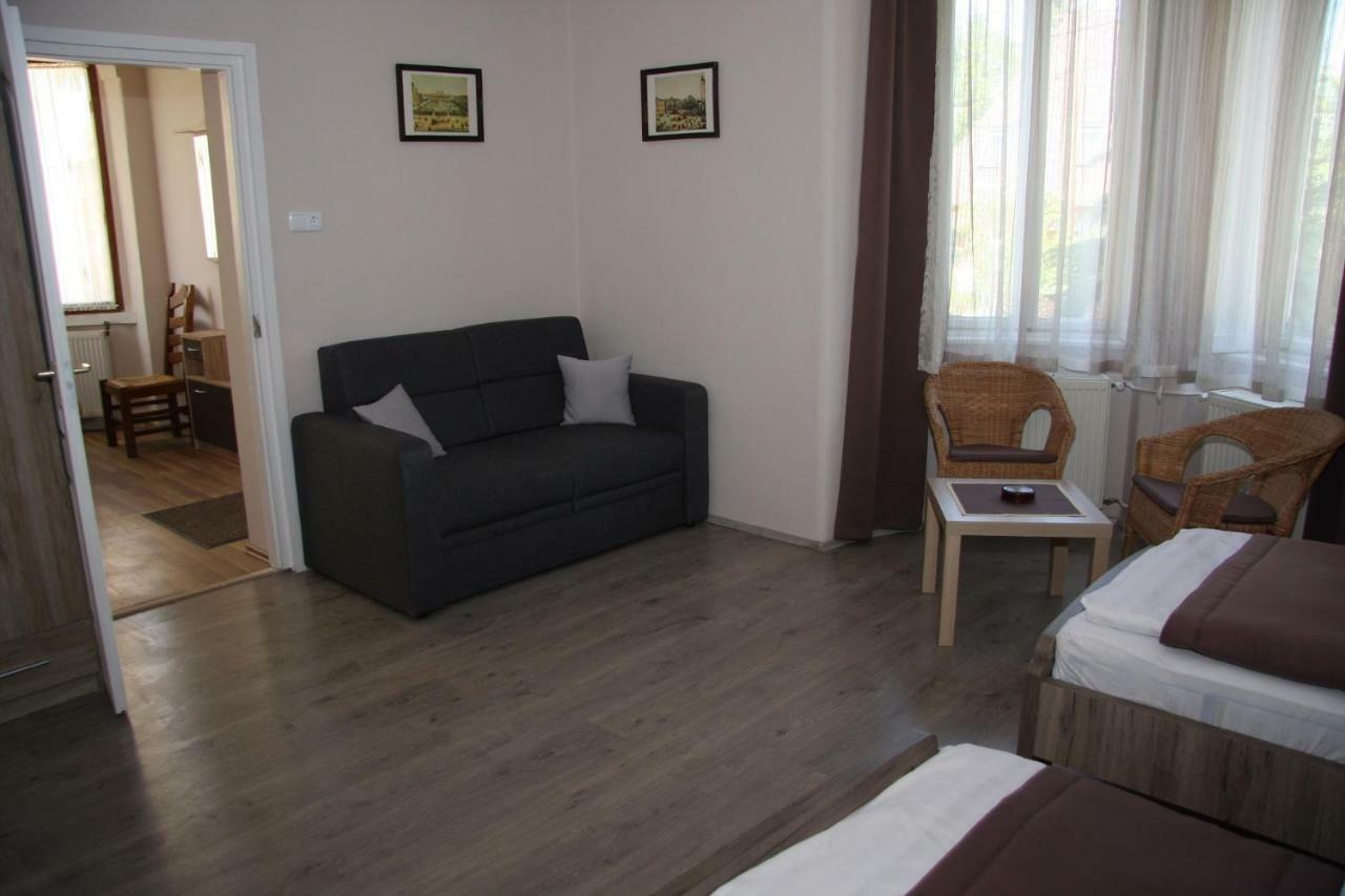 Villa Maria Apartman Miskolc Extérieur photo